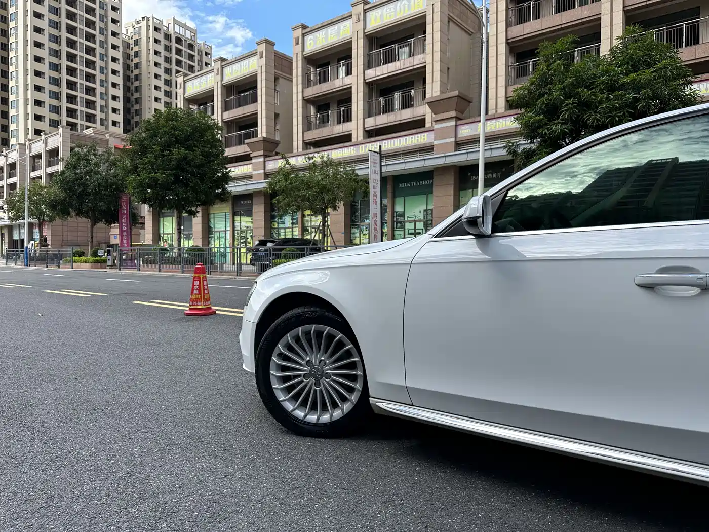Audi A4L 2016 35 TFSI Automatic Comfort фото 5