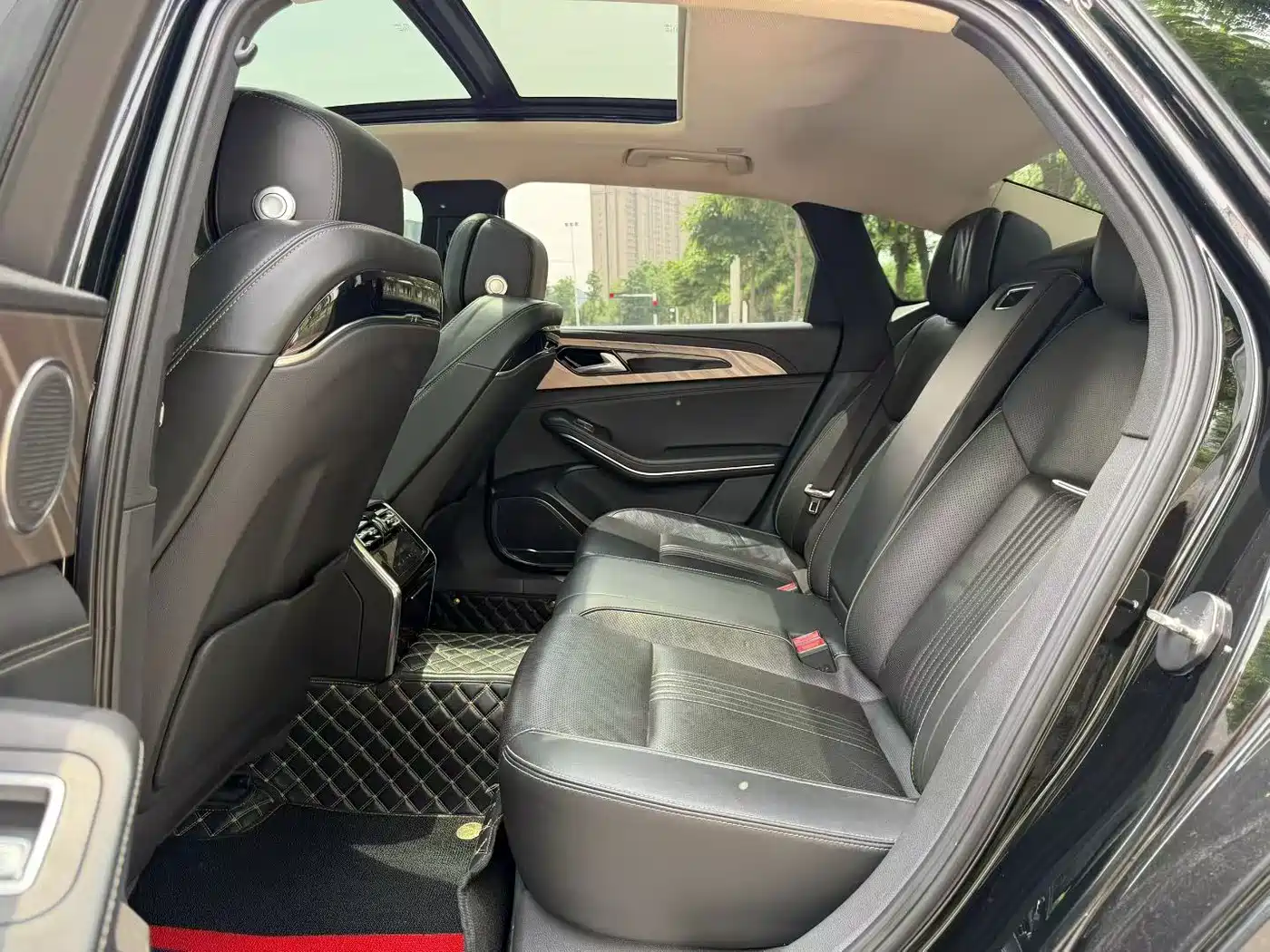 Hongqi H9 2020 2.0T Smart Connection Qi Xiang Edition фото 6