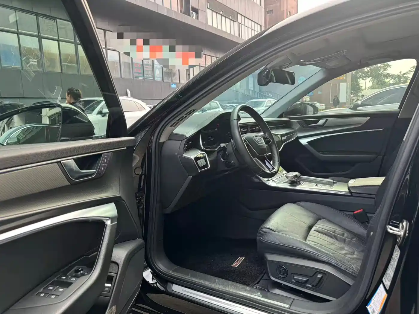 Audi A6L 2021 45 TFSI Exclusive Elegance фото 4