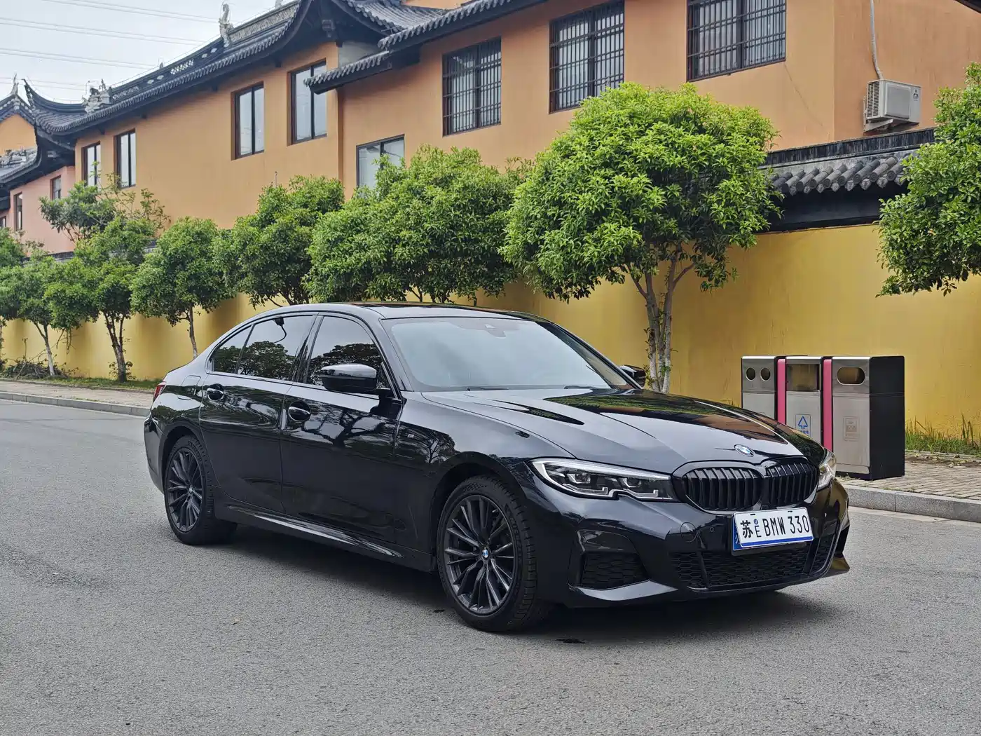 BMW 3 Series 2021 325Li M Sport Night Edition фото 3