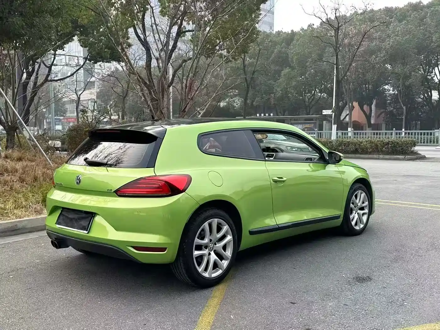 Volkswagen Scirocco 2015 1.4TSI Trend Edition фото 4