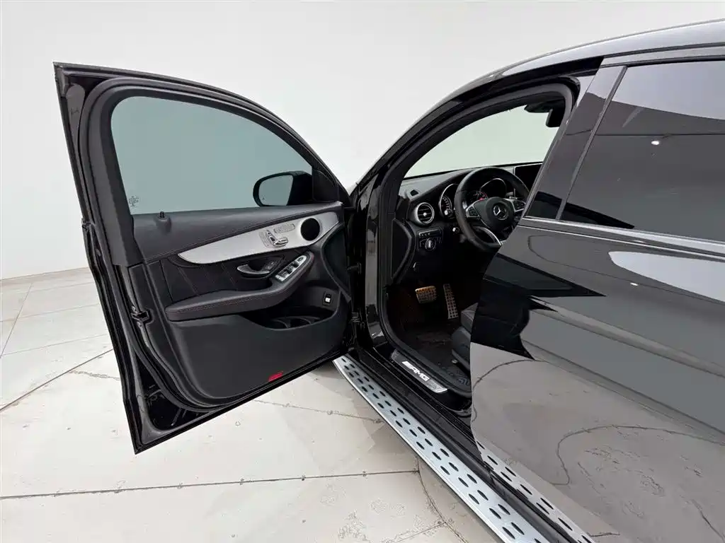 Mercedes-Benz GLC Coupe AMG 2017 AMG GLC 43 4MATIC Coupe SUV фото 13
