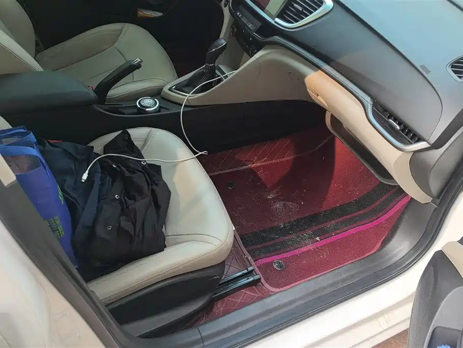 Buick Excelle 2017 15N Automatic Elite фото 8