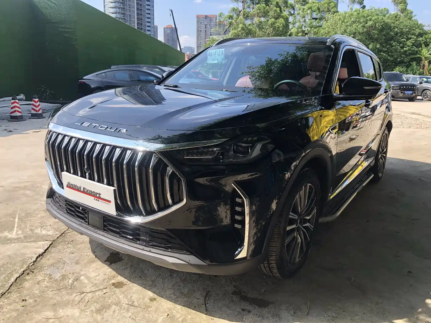 Jetour X70 PLUS 2024 Champion Edition 1.5T DCT Champion MAX 7-Seater