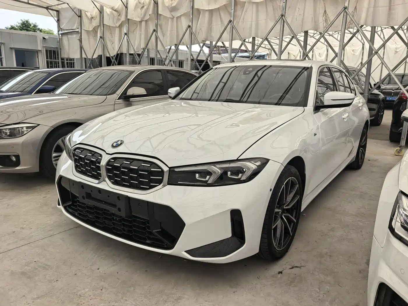 Фото 1 - BMW 3 Series