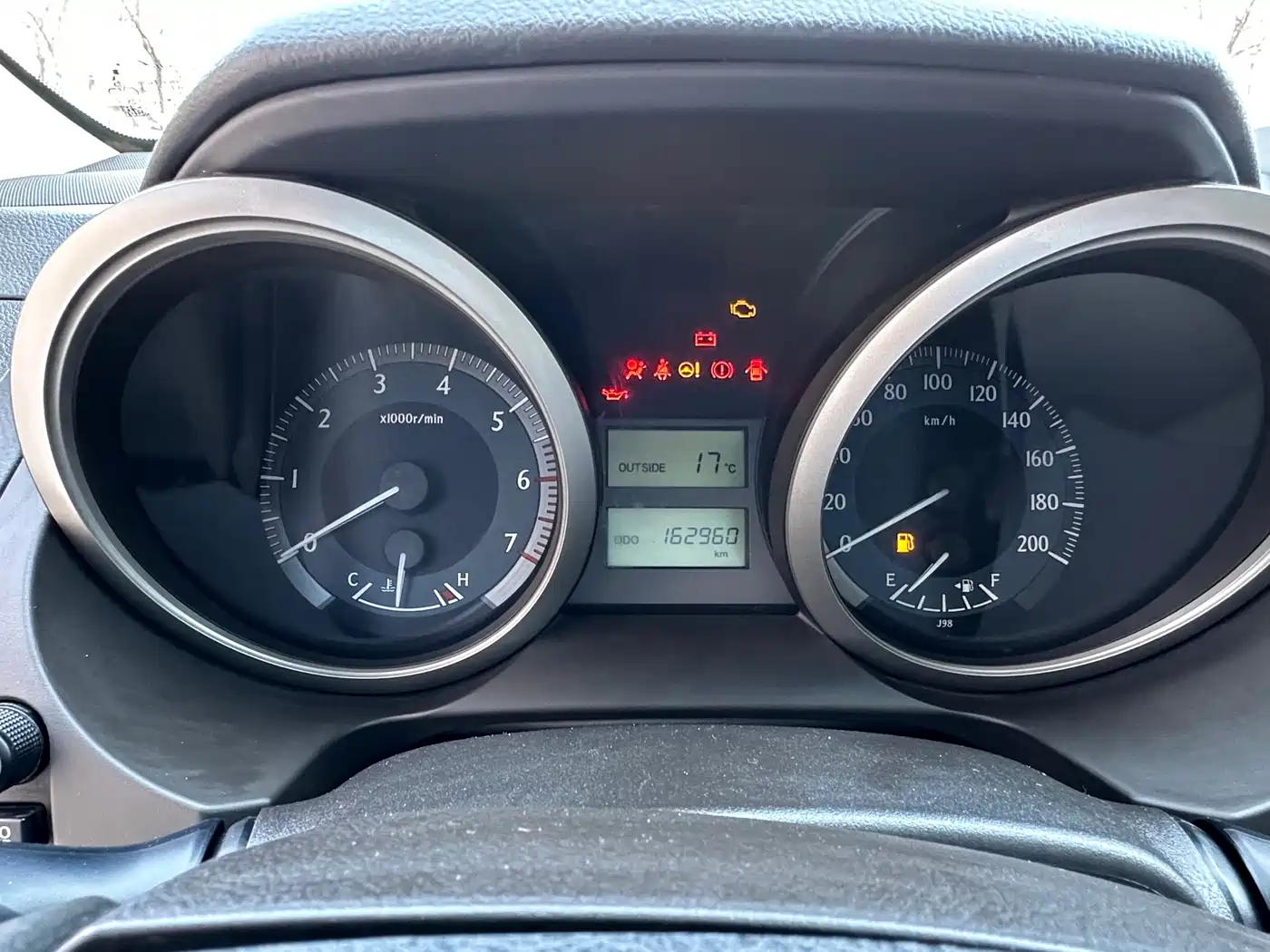 Toyota Prado (Import) 2010 2.7L Manual фото 9