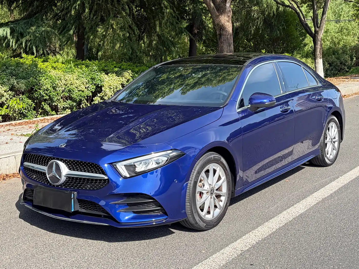 Mercedes-Benz A-Class 2021 A 200 L Sport Sedan Fashion Edition