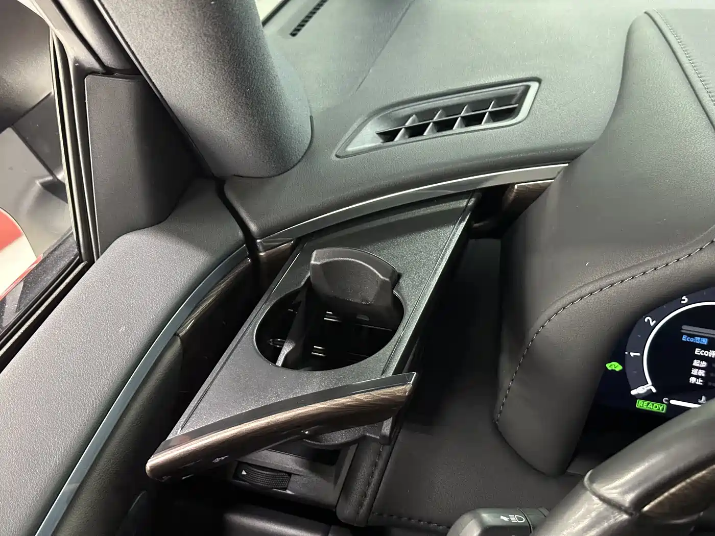 Toyota Vellfire 2024 Crown Hybrid 2.5L Executive Premium Edition фото 52