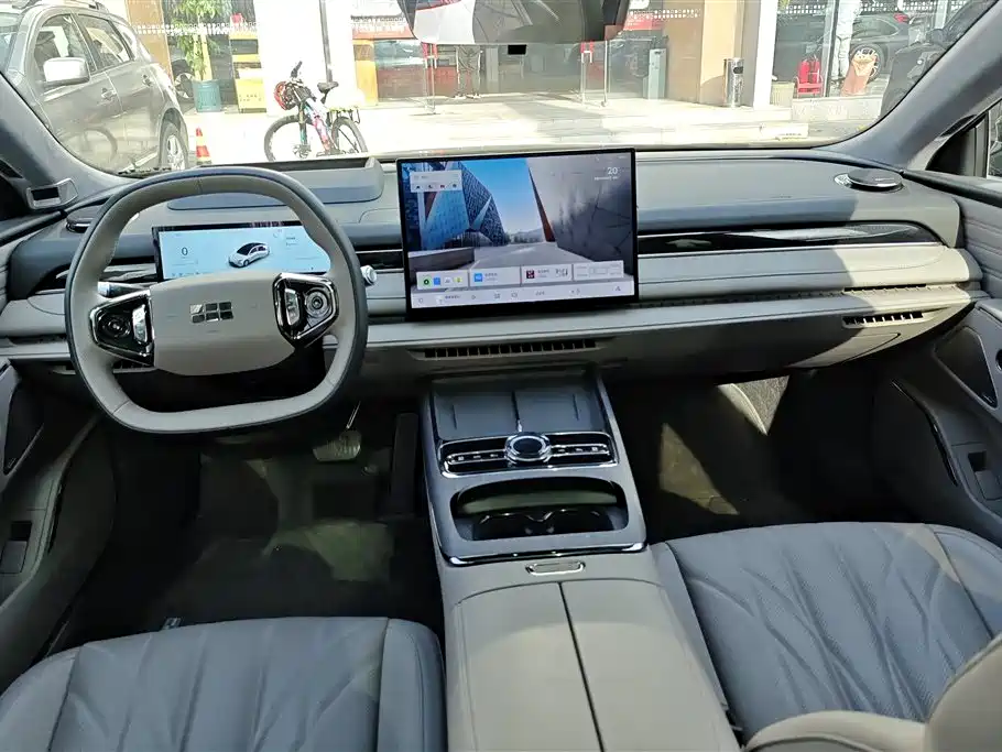 GEELY GALAXY GALAXY SPARKLE 8