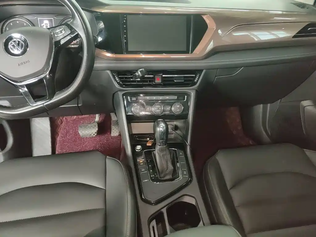 Volkswagen Tharu 2019 2019 280TSI 2WD Comfort Edition China VI