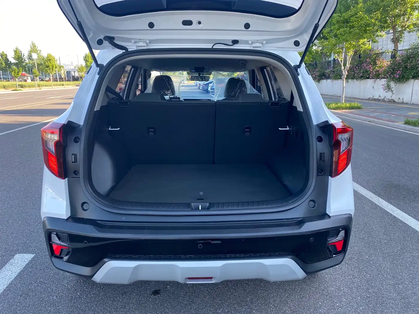 Kia Seltos 2023 1.5L CVT Comfort Edition фото 17
