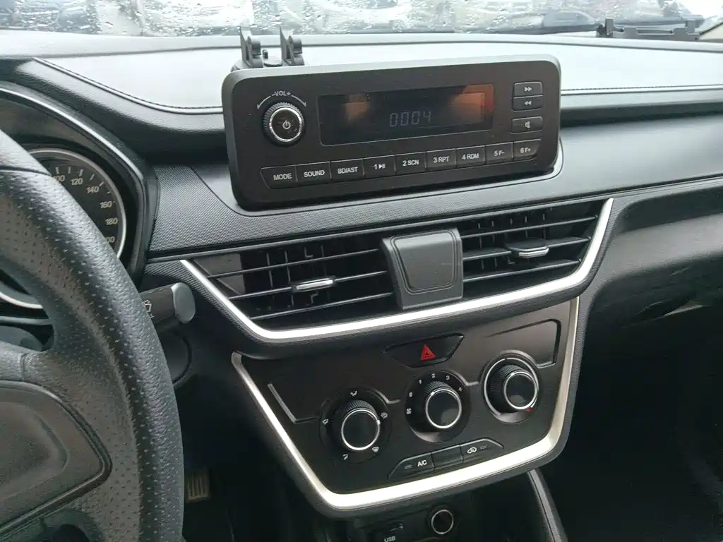Wuling Motors Wuling Hongguang S3 2020 2019 1.5L Manual Standard Model China VI