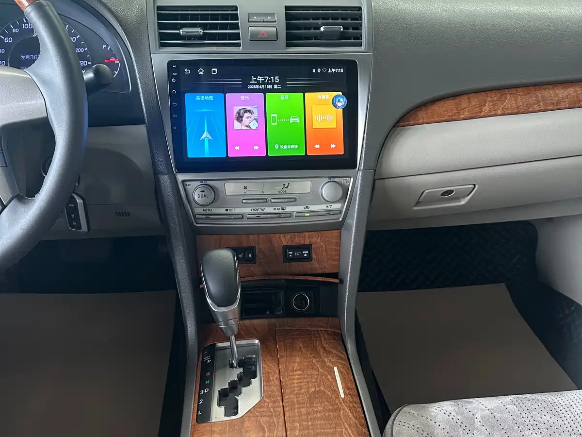 Toyota Camry 2010 200G Luxury Edition фото 11