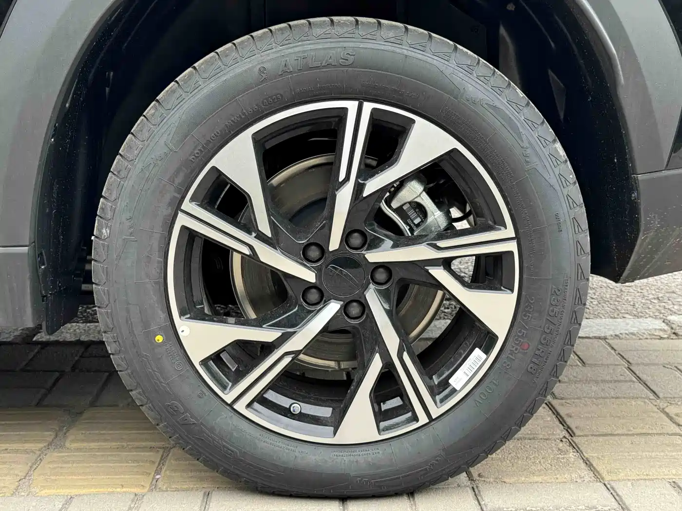 GEELY AUTOMOBILE BOYUE L