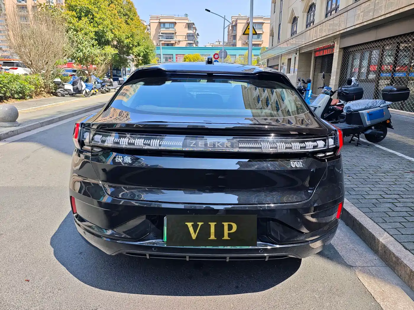 ZEEKR EXTREME KRYPTON 001