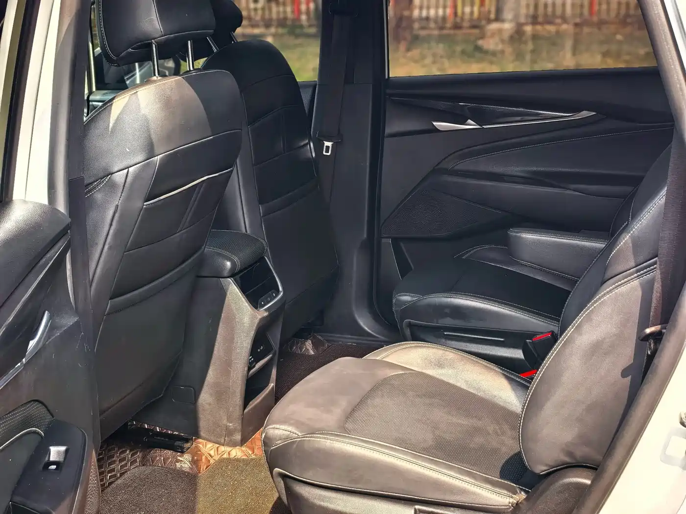 SAIC MAXUS CHASE G50