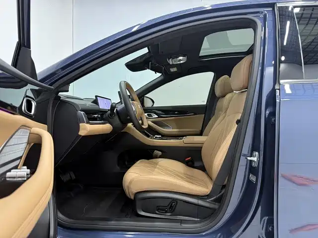 Geely Galaxy Galaxy A7 2025 EM-i фото 10