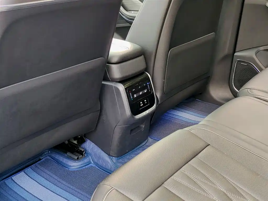 Hongqi HONGQI HS7 PHEV