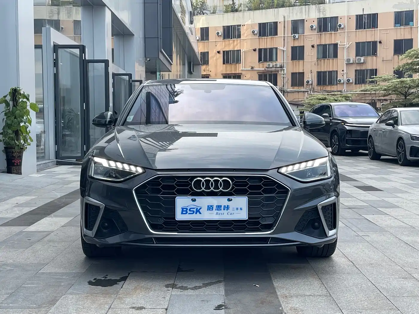 Audi A4L 2020 40 TFSI Fashion Dynamic Edition фото 2