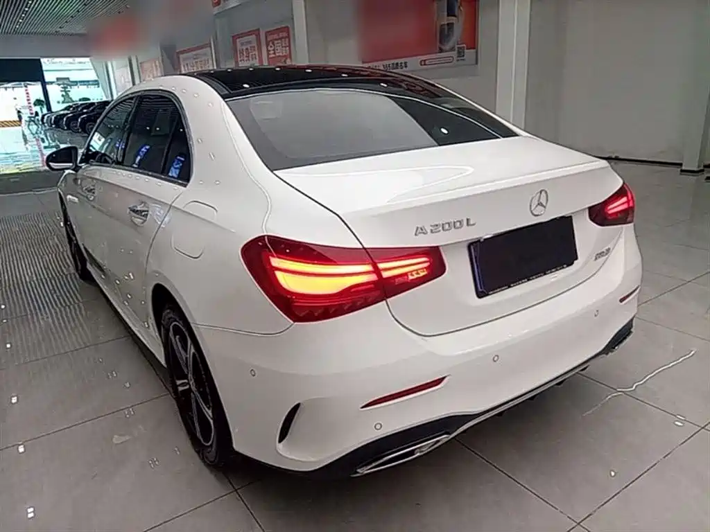 Mercedes-Benz A-Class 2023 A 200 L Fashion фото 5