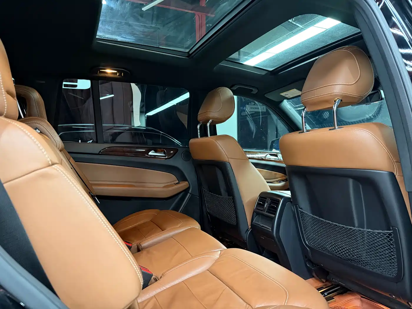 Mercedes-Benz GLS 2017 GLS 400 4MATIC Luxury фото 21