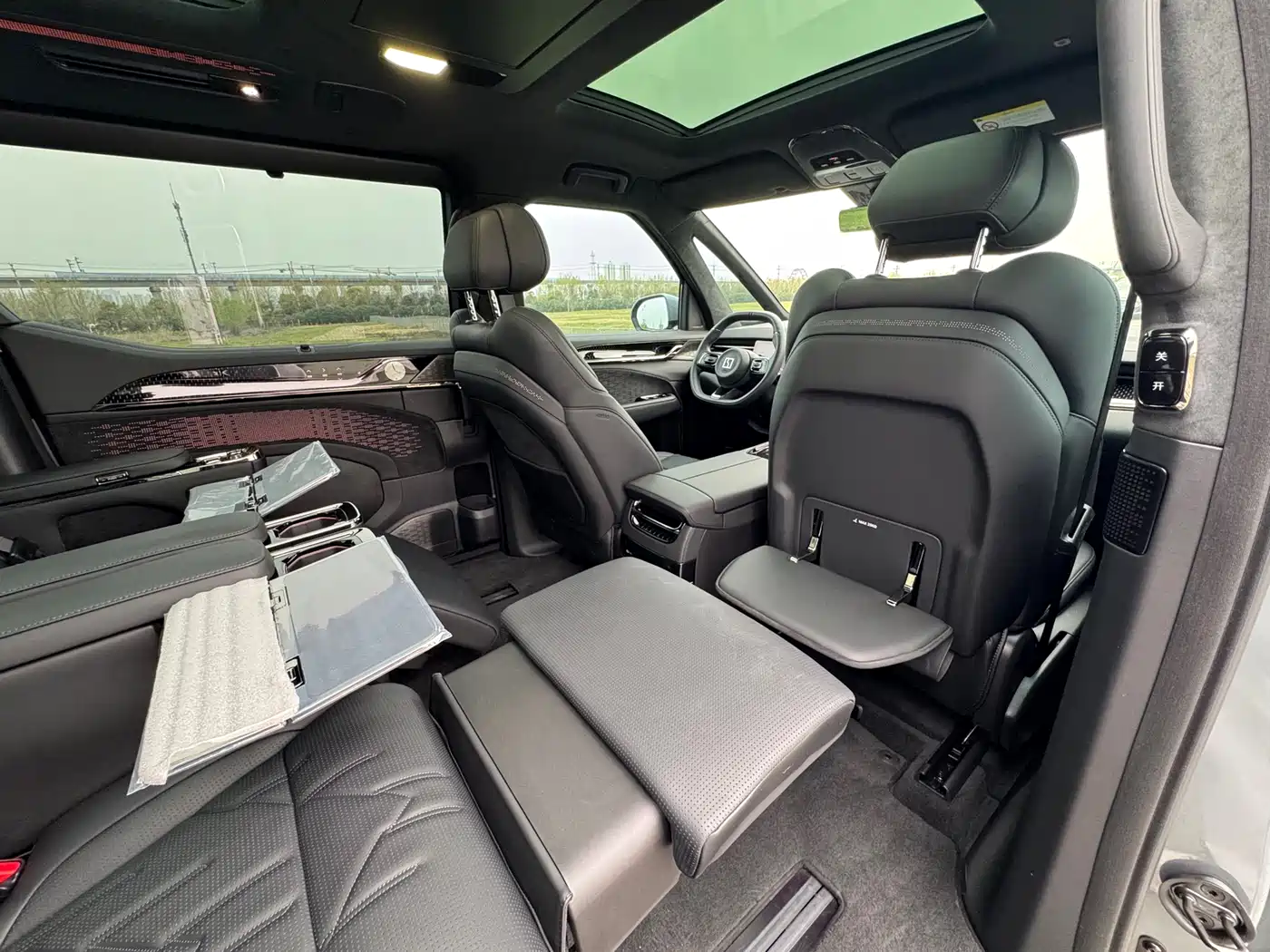 ZEEKR EXTREME KRYPTON 009