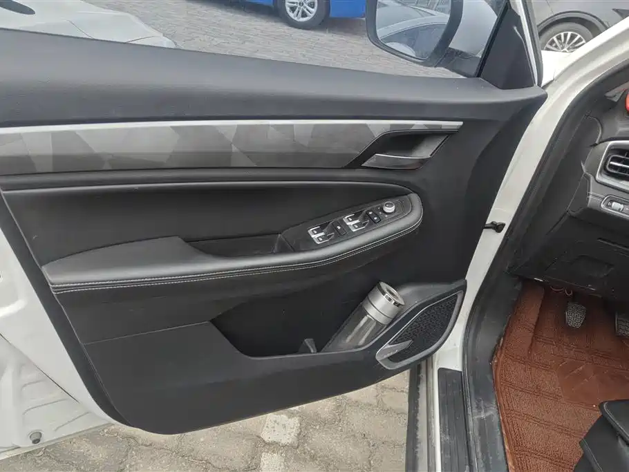 GEELY AUTOMOBILE VISION X6