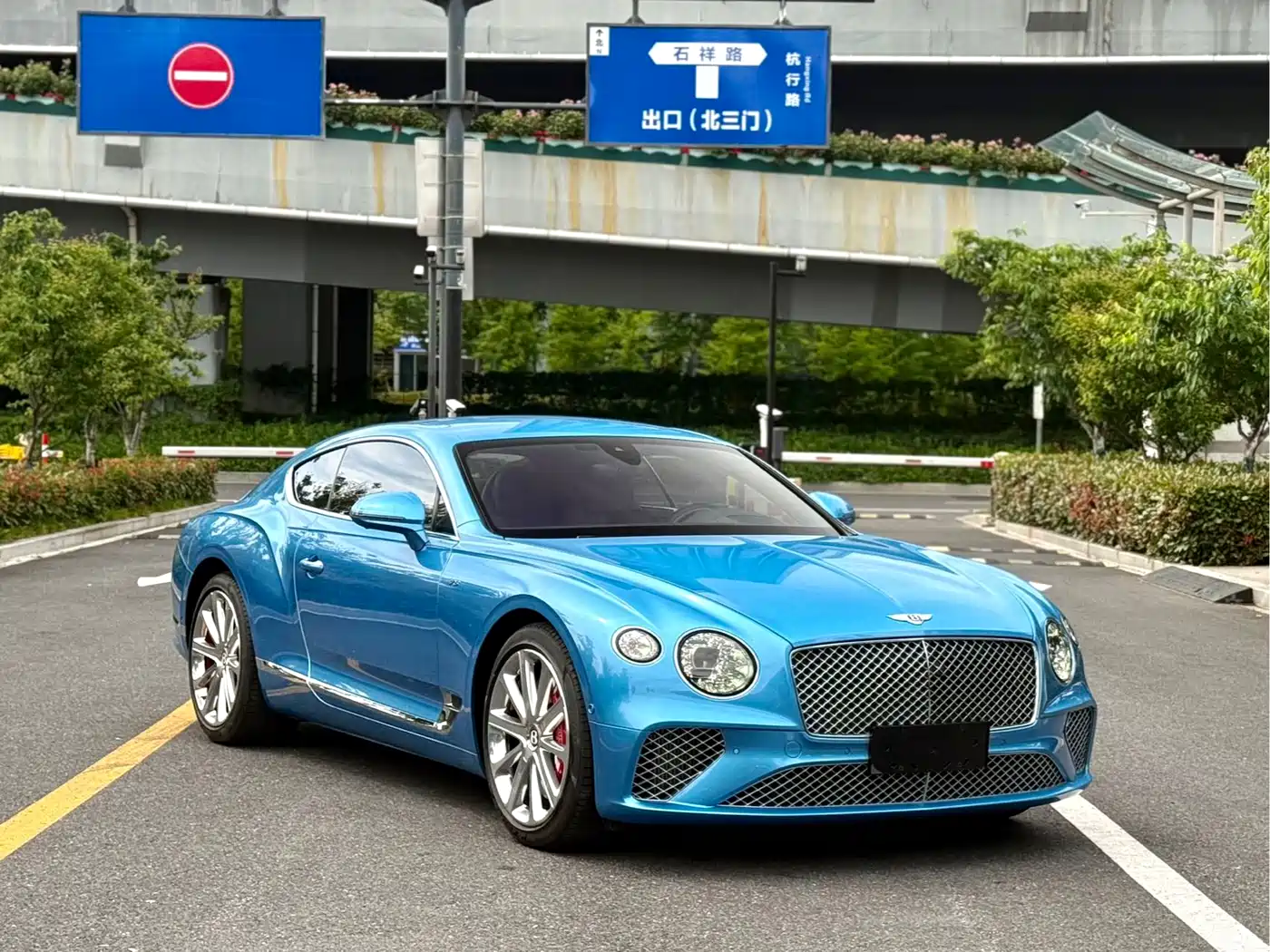 Bentley Continental 2023 2022 4.0T GT V8