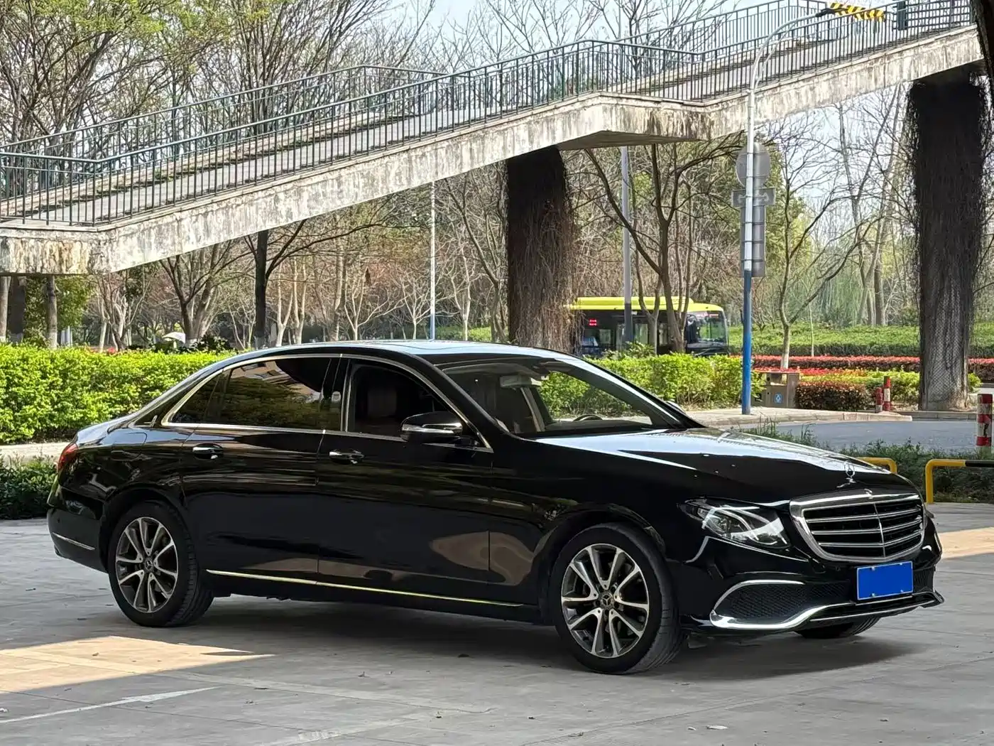 Mercedes-Benz E-Class 2019 E 200 L фото 3