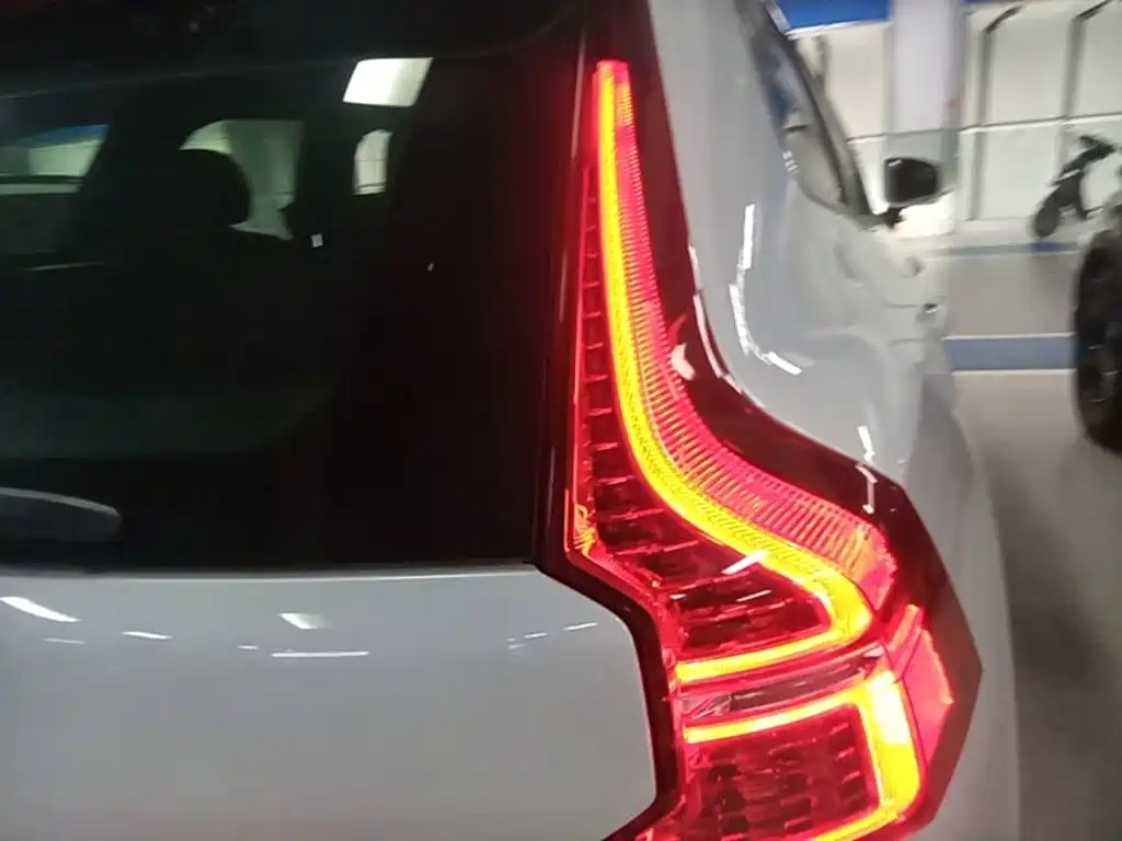 Volvo XC60 Plug-in Hybrid 2024 2024 T8 PHEV Long Range AWD Smart Elegance Luxury Edition