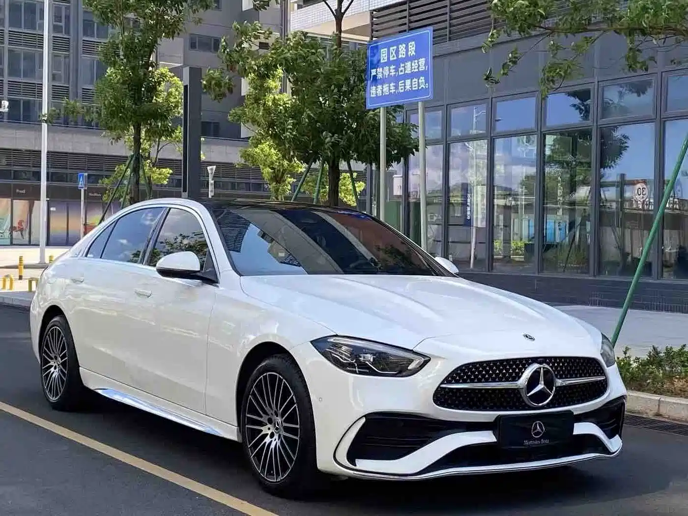 Mercedes-Benz C-Class 2022 C 260 L Sport Edition фото 3