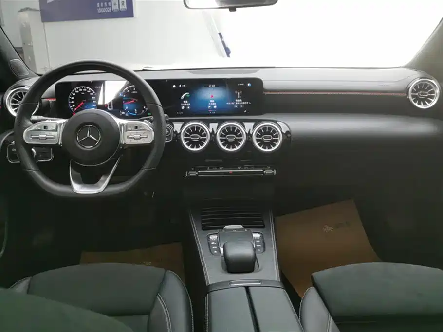 Mercedes-Benz A-Class 2022 Facelift II A 200 L Sport Sedan Fashion фото 12