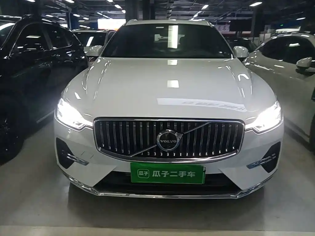 Volvo XC60 Plug-in Hybrid 2024 2024 T8 PHEV Long Range AWD Smart Elegance Luxury Edition