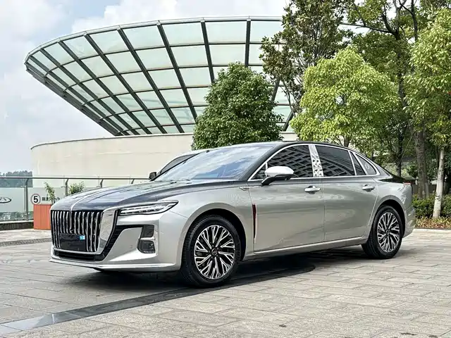 Hongqi H5 2.0T, Автомат, Флагман
