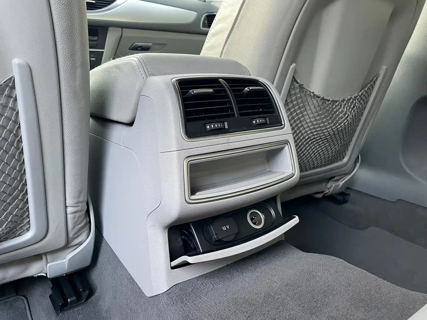 Audi A6L 2012 TFSI Standard фото 13