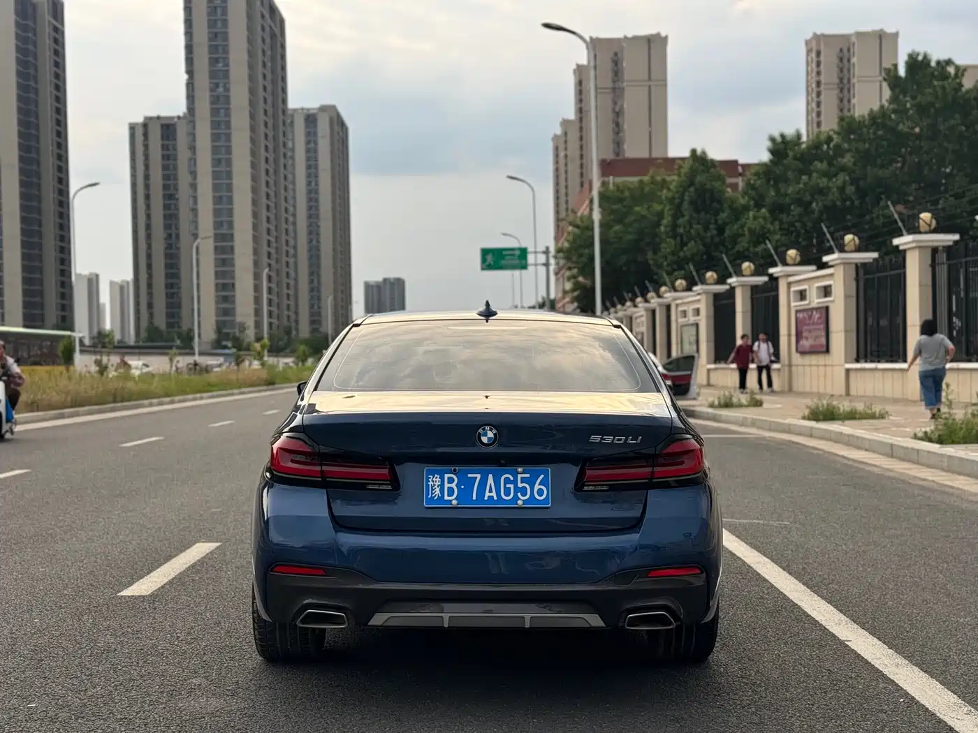 BMW 5-SERIES