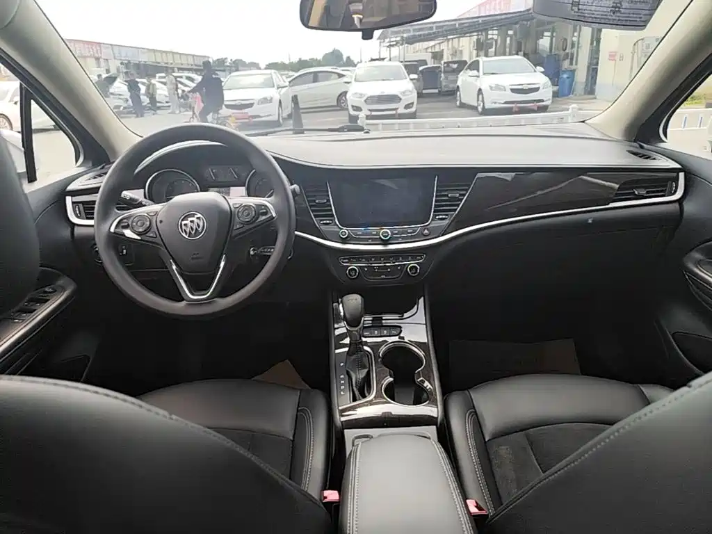 Фото 6 - Buick Verano