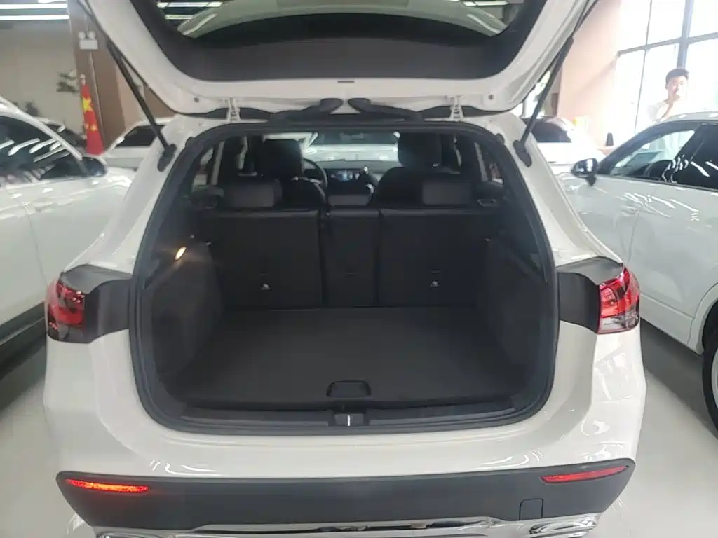 Mercedes-Benz GLA 2023 2023 GLA 200