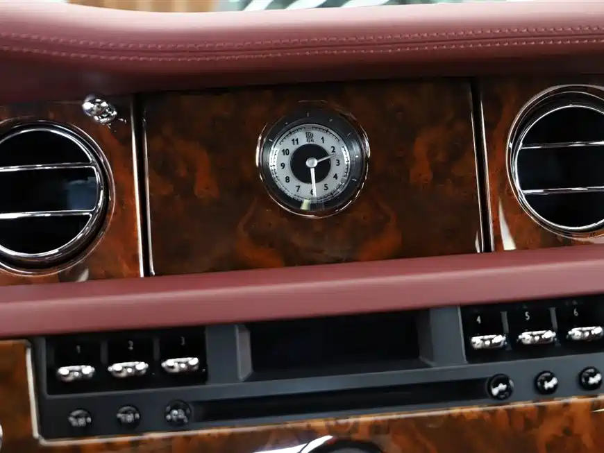 Rolls-Royce Phantom 2012 2013 6.7L Extended Wheelbase (EWB)