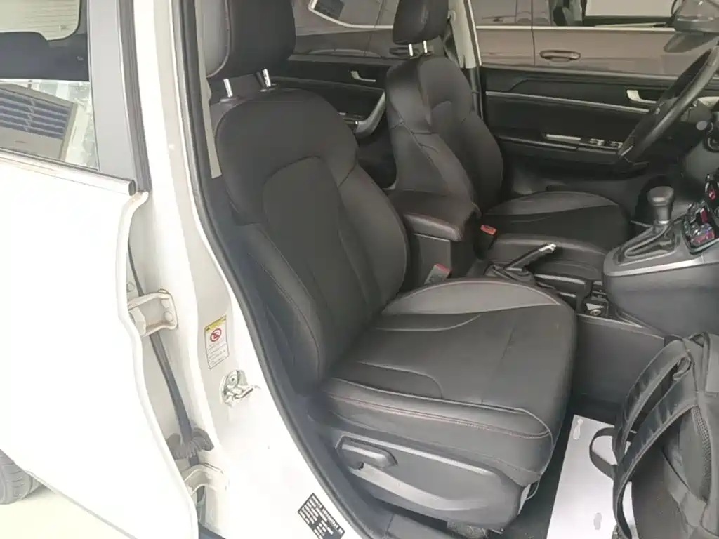 Фото 25 - Haval M6