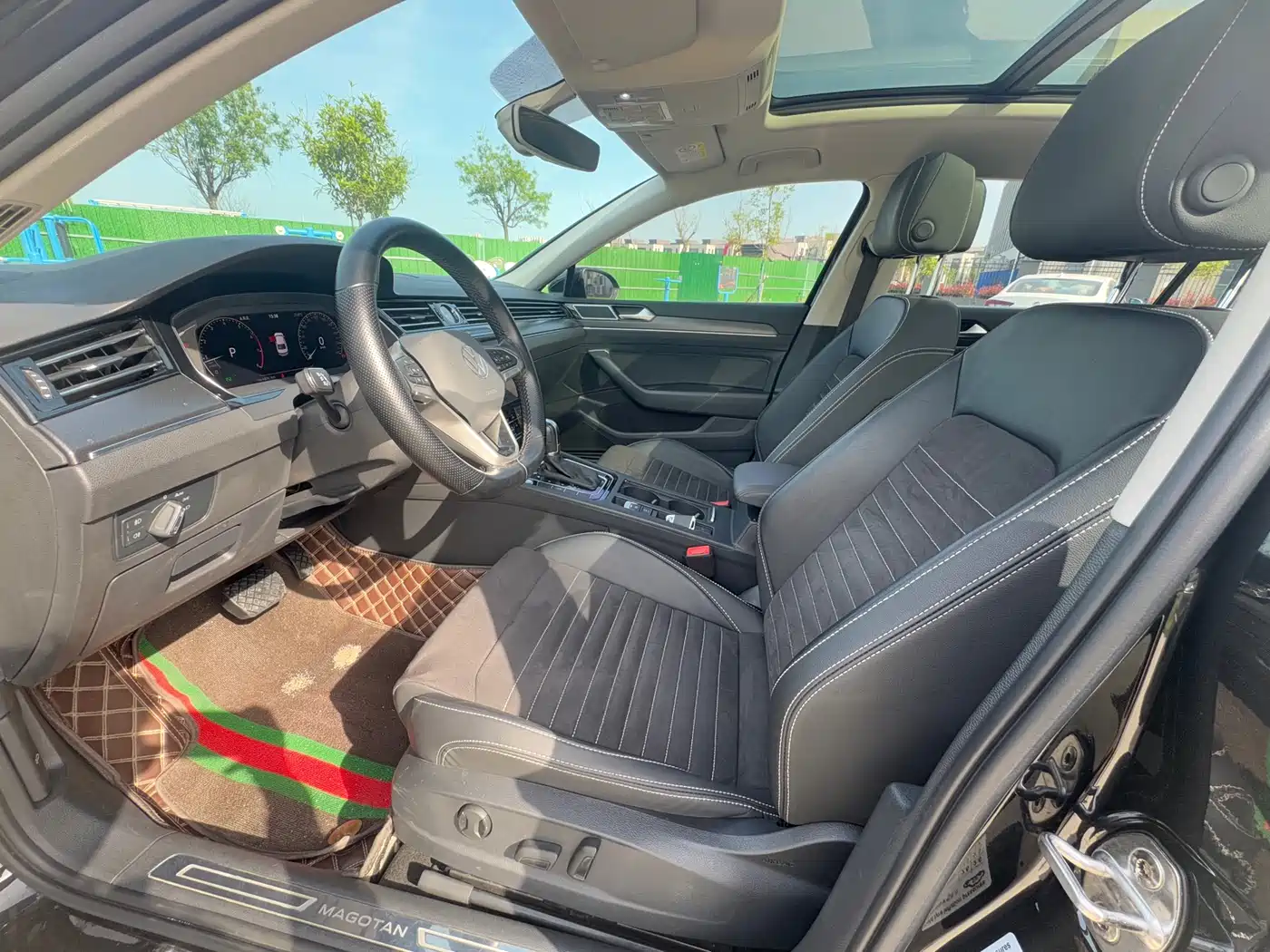 Volkswagen Magotan 2020 330TSI DSG Luxury фото 7