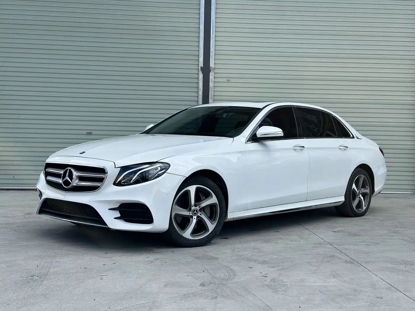 Mercedes-Benz E-Class 2017 E 300 L Sport Fashion