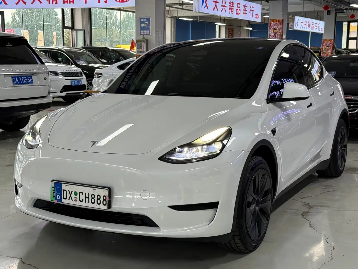 Tesla Model Y 2023