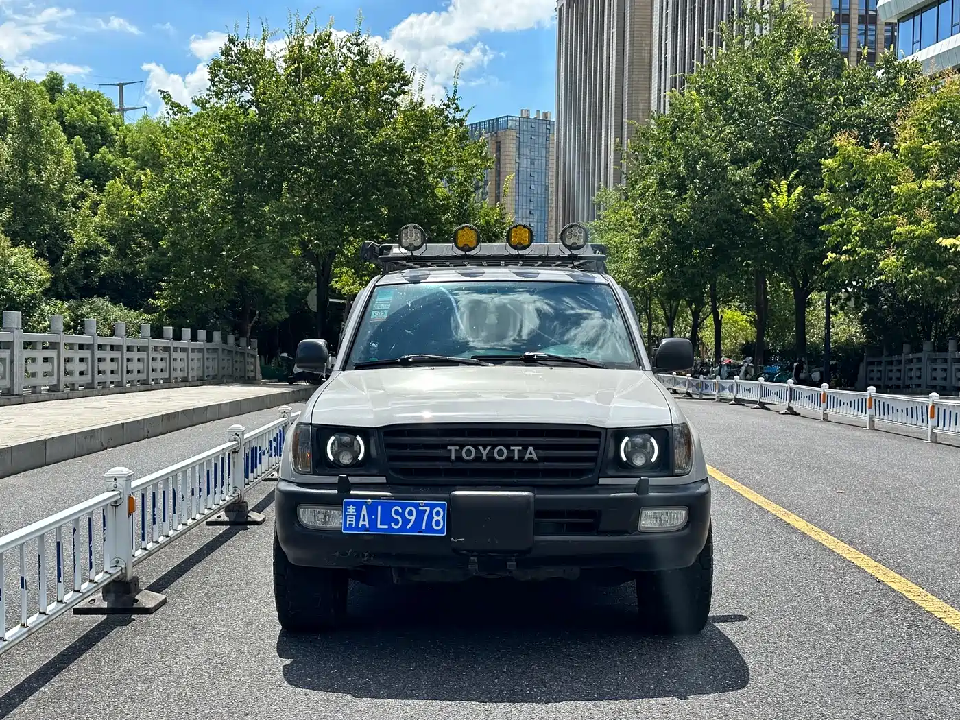 Toyota Land Cruiser 2005 4.7L Automatic GX-R фото 2