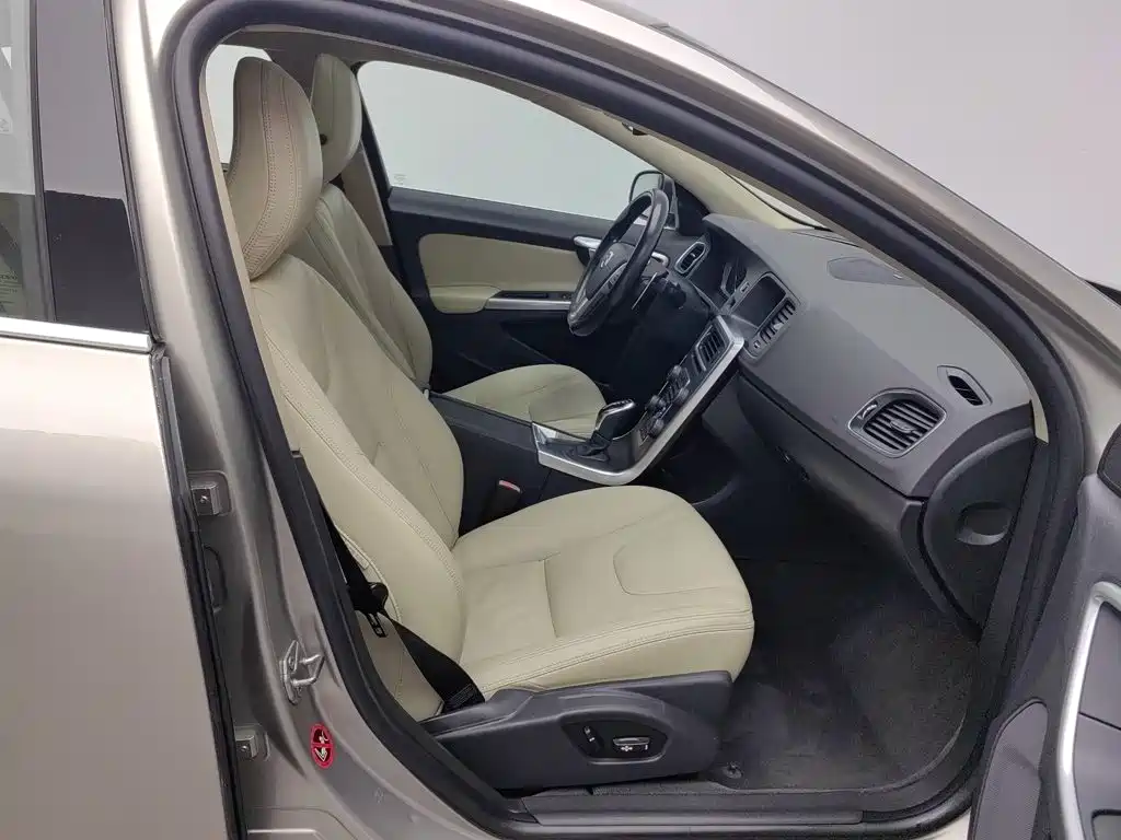 Photo 23 - Volvo S60