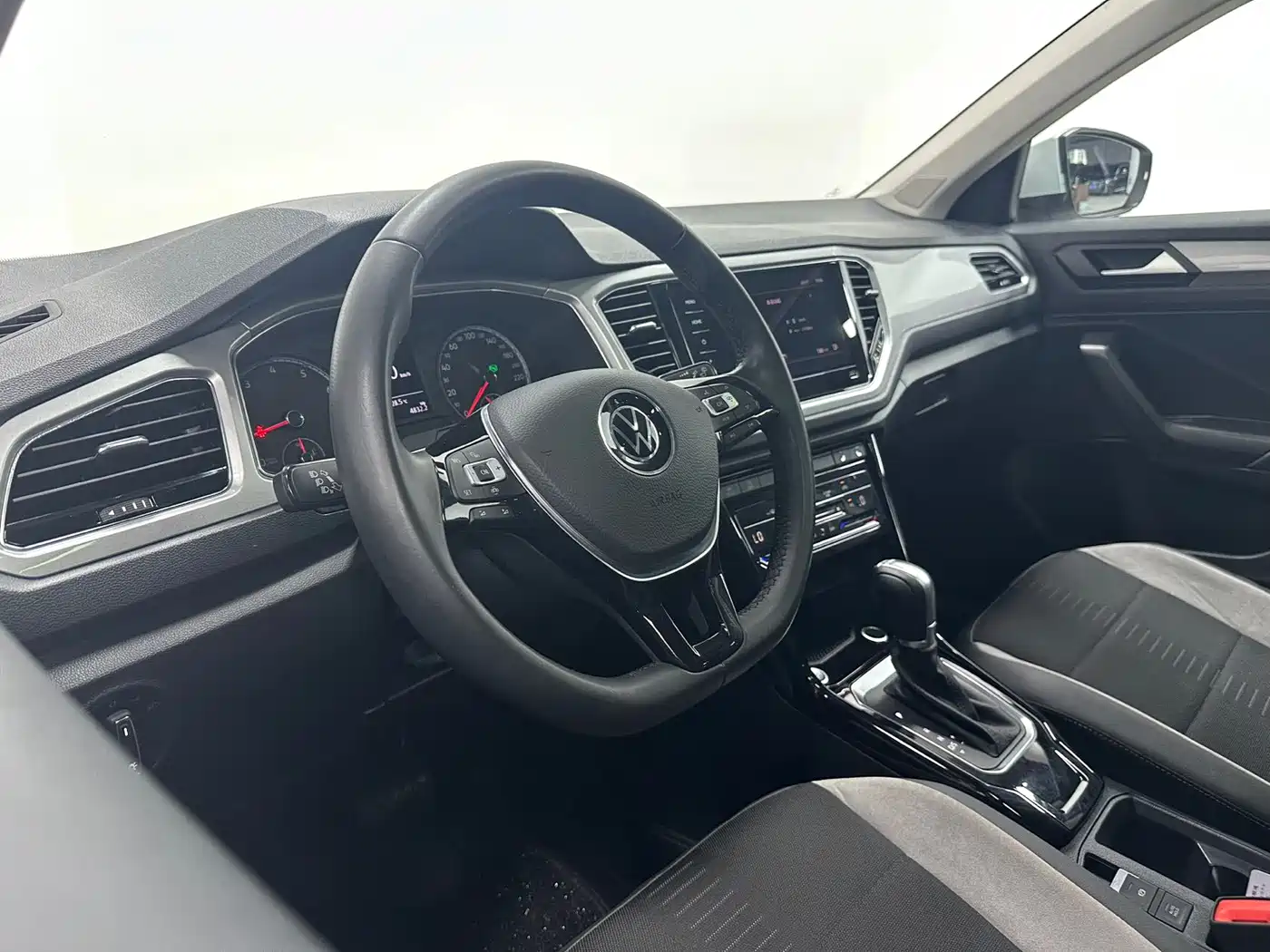 Volkswagen T-Roc, миниатюра 14