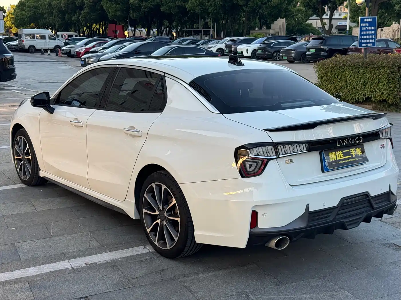 Lynk & Co 03 2019 2.0TD Auto Power Version фото 4