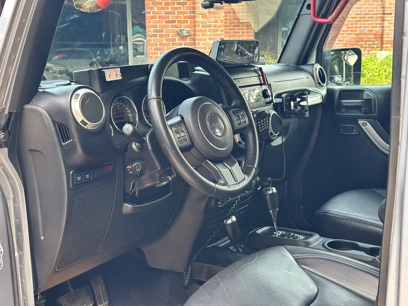 Фото 8 - Jeep Wrangler