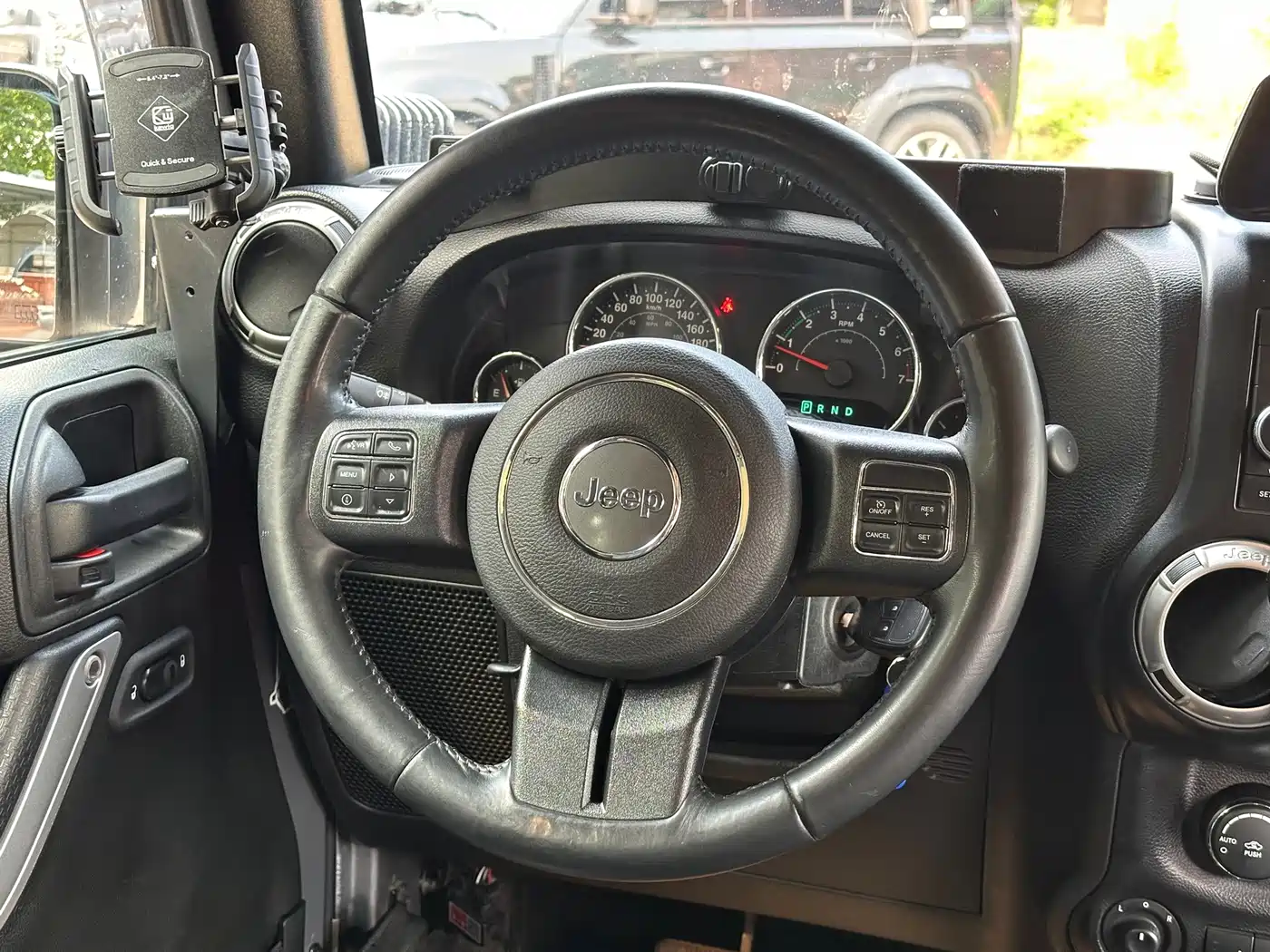 Фото 20 - Jeep Wrangler