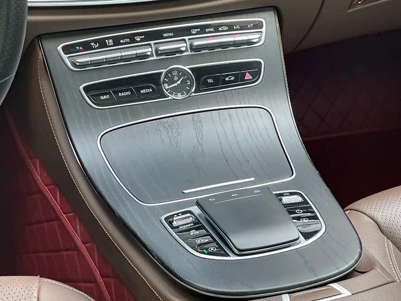 Mercedes-Benz E-Class 2020 Facelift E 300 L Sport Exclusive фото 16